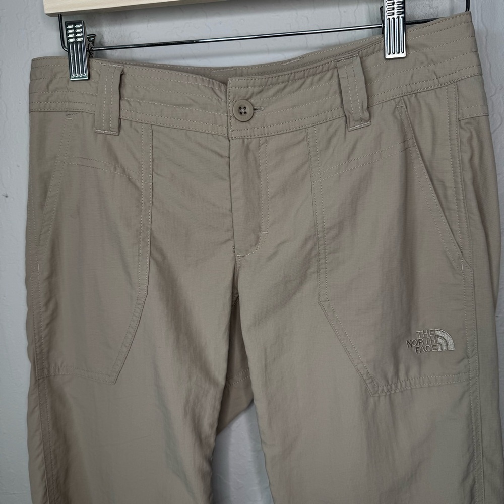 THE NORTH FACE Lot of 2 Women's Capris Long Shorts Cargos in Size 4 Khaki Tan - Picture 5 of 16